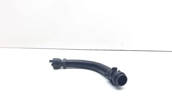 BMW 3 E90 E91 Breather hose/pipe 