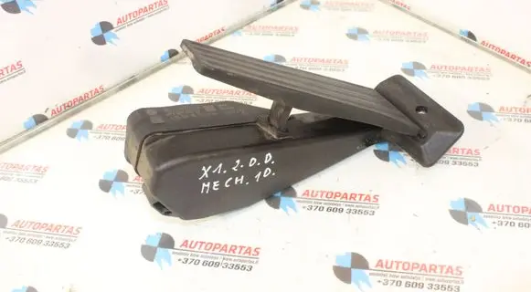 BMW X1 E84 Accelerator throttle pedal 6793742