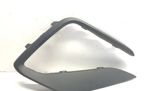 Volkswagen Tiguan Front bumper lower grill 5NN853666F