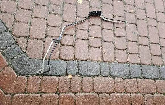 Opel Adam Fuel line pipe 13406237-