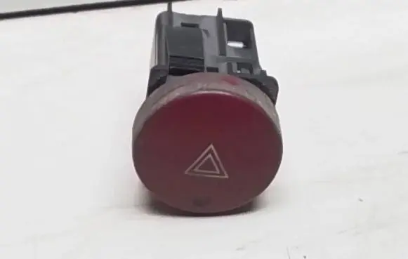 Citroen Berlingo Hazard light switch 9644845777