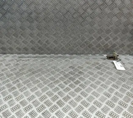 Mitsubishi L200 Rear door lock