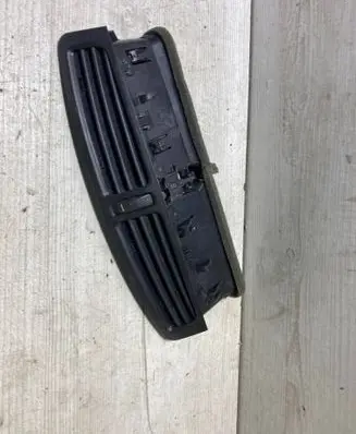 Ford Kuga II Dash center air vent grill