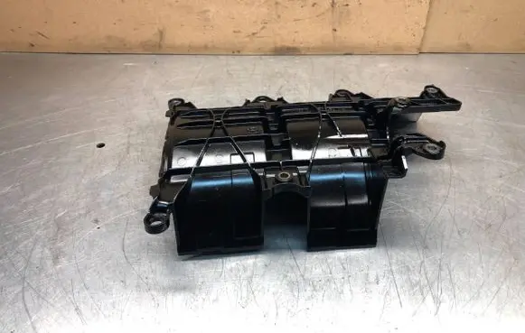Mercedes-Benz S W221 other engine part A6421800485