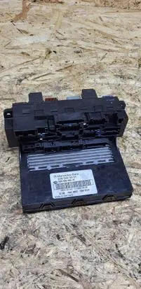 Mercedes-Benz CLK A209 C209 Fuse module 2095450001 5DK00848510 0000023411
