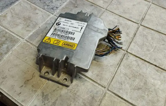 BMW X6 E71 Airbag control unit/module 6577917194801 917194801 0285010250