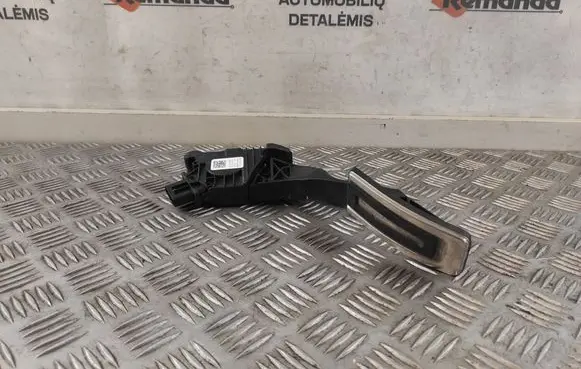 Audi TT TTS RS Mk3 8S Accelerator throttle pedal 5Q2723503F 6PV01062185