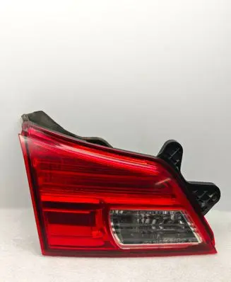 Subaru Outback Tailgate rear/tail lights 13220072