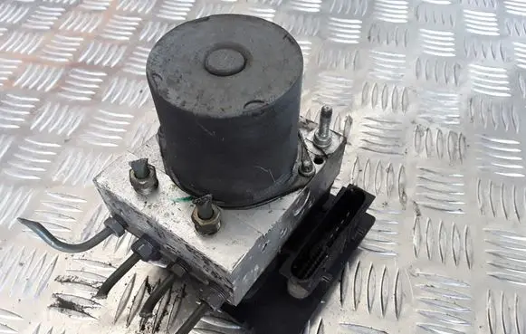 Nissan Note (E11) ABS Pump 0265235047