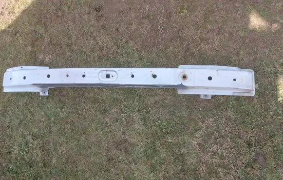 Opel Vivaro Front bumper cross member