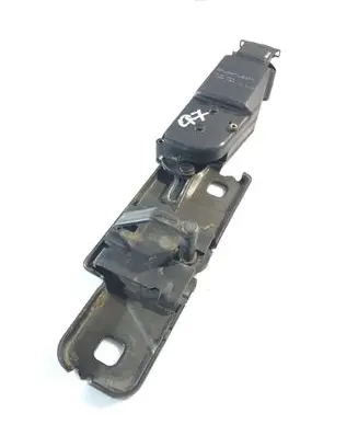 Audi Q7 4L Tailgate lock loop/hook striker 4F9827283B