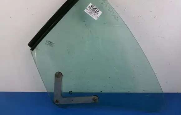 Renault Megane II Rear side window
