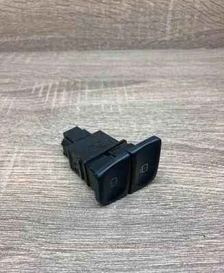 Nissan PickUp Wiper switch 04030