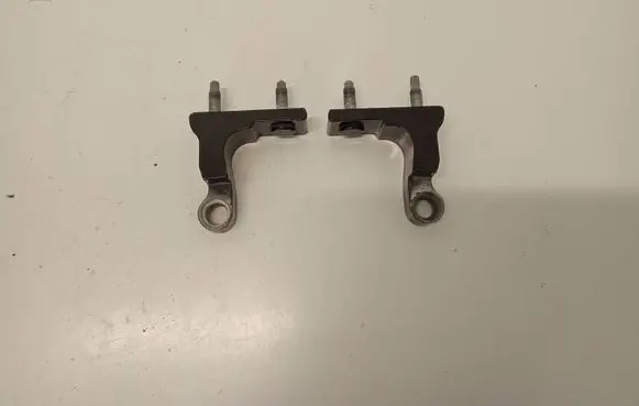 Mercedes-Benz S W222 Front door upper hinge 