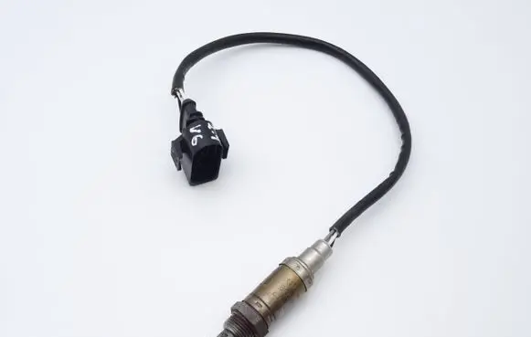 Audi A6 S6 C5 4B Lambda probe sensor 030906265AE 0258003544
