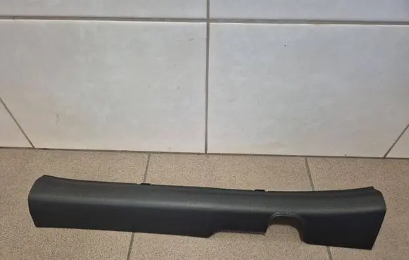 Hyundai Kona I Front sill trim cover 85880J9000