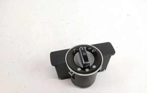 Mercedes-Benz C W204 Light switch A2045452204