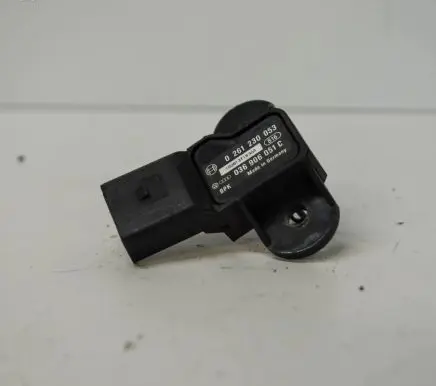 Audi A5 8T 8F Air pressure sensor 036906051C