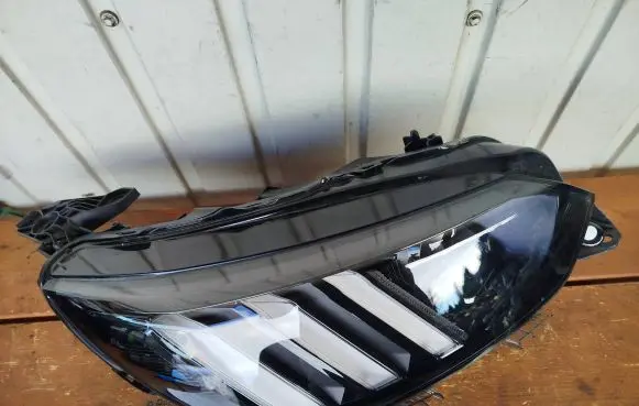 Peugeot 2008 II Headlight/headlamp 9841641980