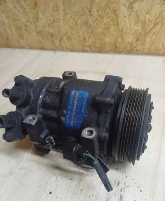 Ford Focus Air conditioning (A/C) compressor (pump) 3M5H19D629SB 874006524