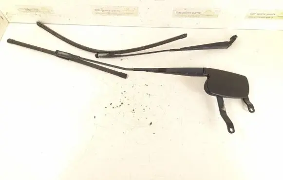 Mercedes-Benz R W251 Front wiper blade arm 2518200740 2518200840