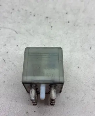Mercedes-Benz E W124 Other relay 0015427819 898135