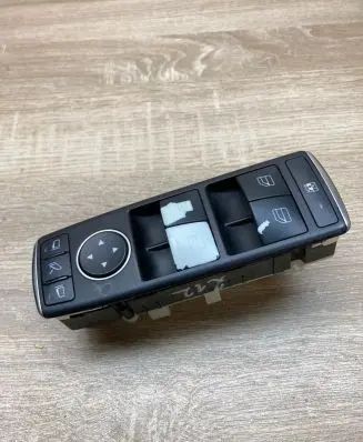 Mercedes-Benz C W204 Electric window control switch A2049055402 10021551