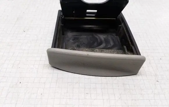 KIA Cerato Car ashtray 843302F010