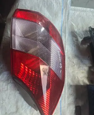 Renault Scenic II - Grand scenic II Rear/tail lights 8200127704 2DK00865901