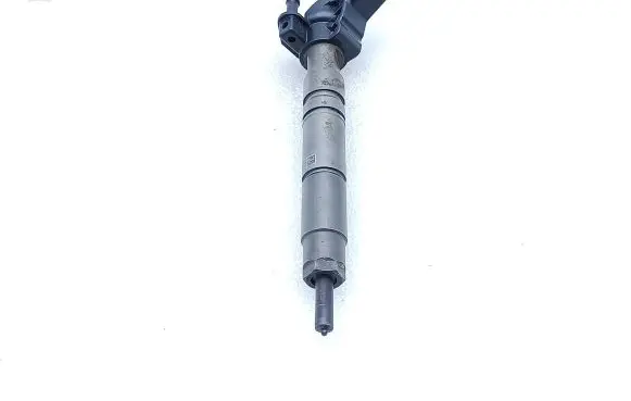 Mercedes-Benz ML W164 Fuel injector A6420700587 SB5CDB0BF5 0445115027