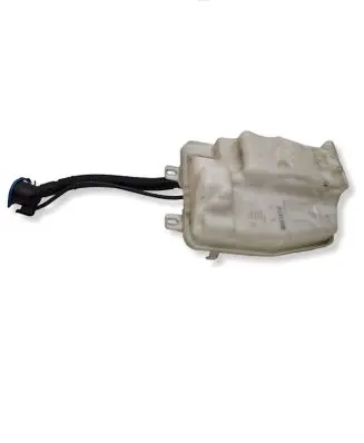 BMW 2 F46 Windshield washer fluid reservoir/tank 61667369649 7351624 7369649