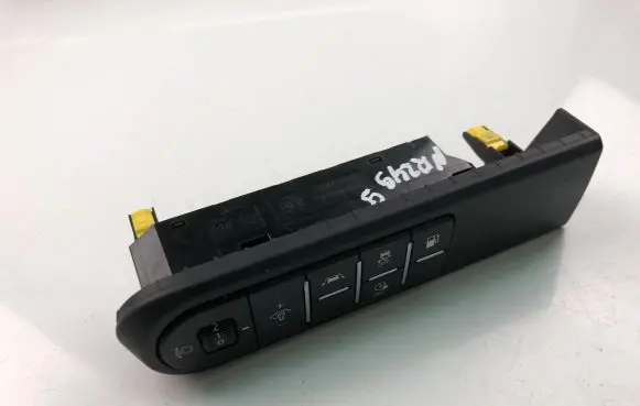 Hyundai Santa Fe Light switch 93700CR030