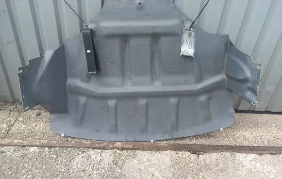 Renault Master III Engine splash shield/under tray Z2206
