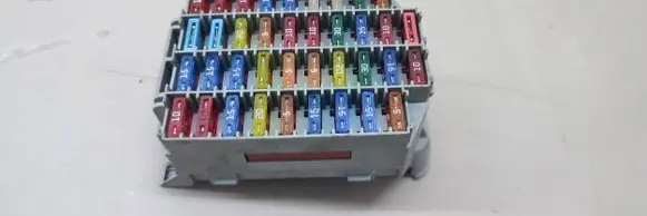 Volvo XC70 Fuse module 9162439