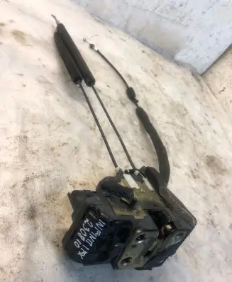 Infiniti FX Rear door lock