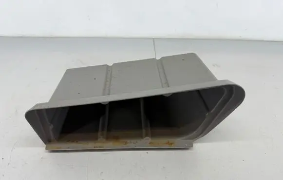Glove box