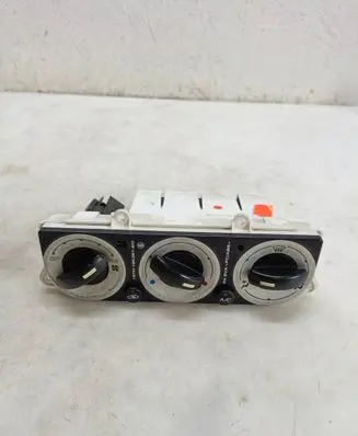 Ford Mondeo Mk III Climate control unit 2S7H19980CA WBJC31781 CD132