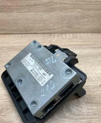 Mercedes-Benz C W204 Head unit multimedia control A2049009301 A1718270345