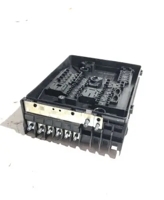 Volkswagen Tiguan Fuse module 1K0937125D