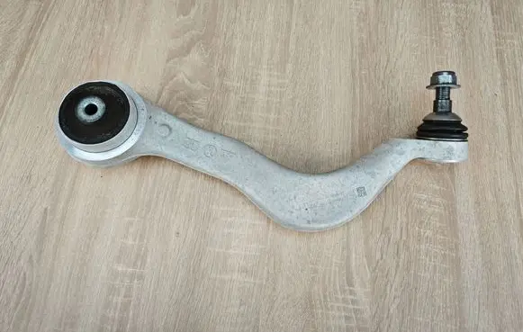 BMW 4 G22 G23 G24 G26 Rear control arm 6898536