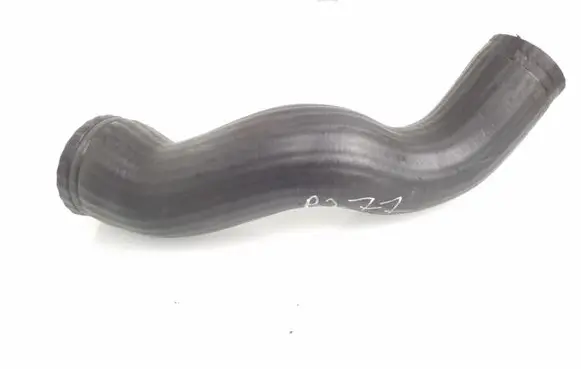 Volvo V70 Intercooler hose/pipe 30680217