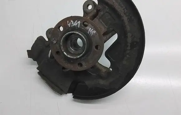 Volvo S60 Front wheel hub 31201285