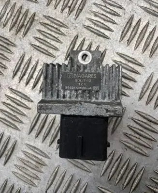 Glow plug pre-heat relay