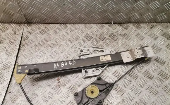 Audi A4 S4 B8 8K Front door electric window regulator 