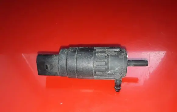 Skoda Superb B6 (3T) Windscreen/windshield washer pump 1K5955651 9006632