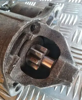 Mitsubishi Galant Starter motor