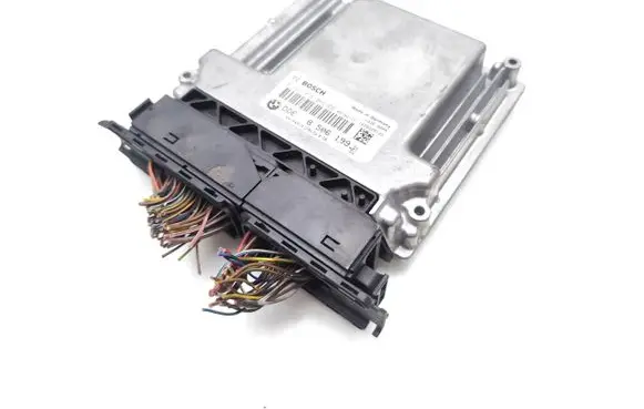 BMW 5 E60 E61 Engine control unit/module 8506199 0281016066