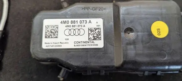 Audi Q8 Seat adjustment motor 4M0881073A