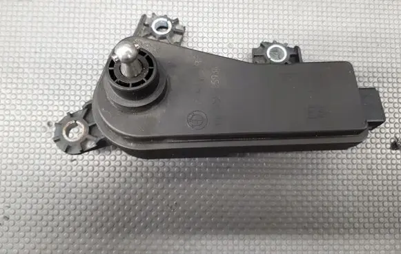 BMW 3 E46 Intake manifold valve actuator/motor 7511383