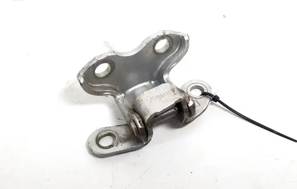 Lexus RX 330 - 350 - 400H Rear door upper hinge 68760-35040